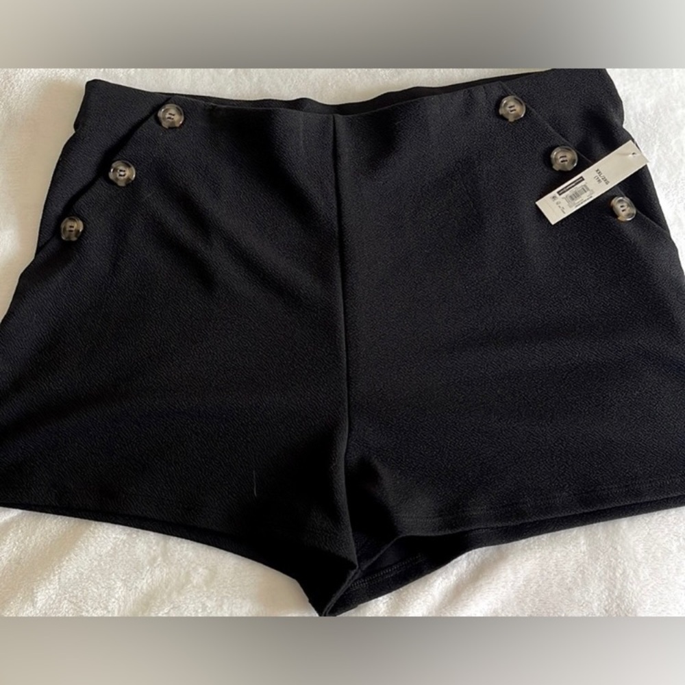 Women's Black Sailor style Button-Detail Shorts